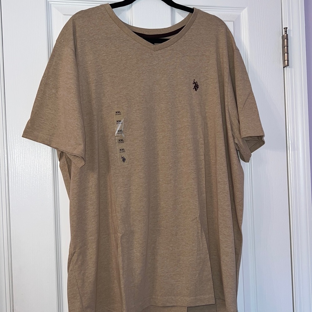 Polo Assassin V neck T-Shirt
